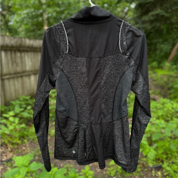 Lululemon Run Featherweight Hybrid Running Active Jacket RARE - Picture 2 of 5